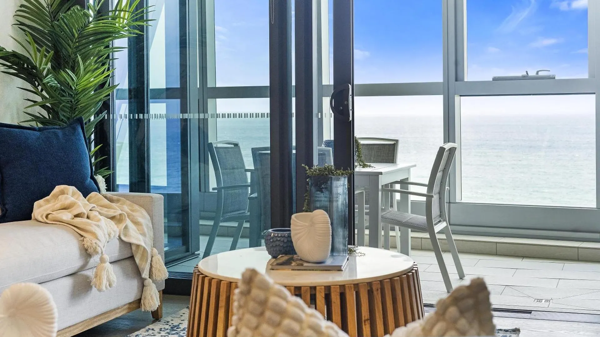 1 Bedroom Ocean View Luxury Unit - Q Stay Gold Coast Australien